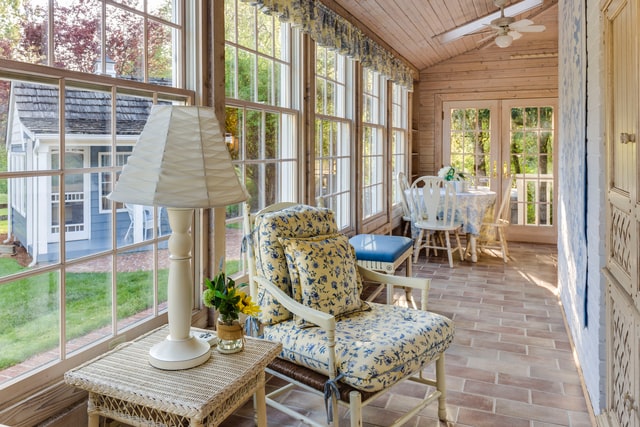 10 Benefits of Adding a Sunroom to Your Home